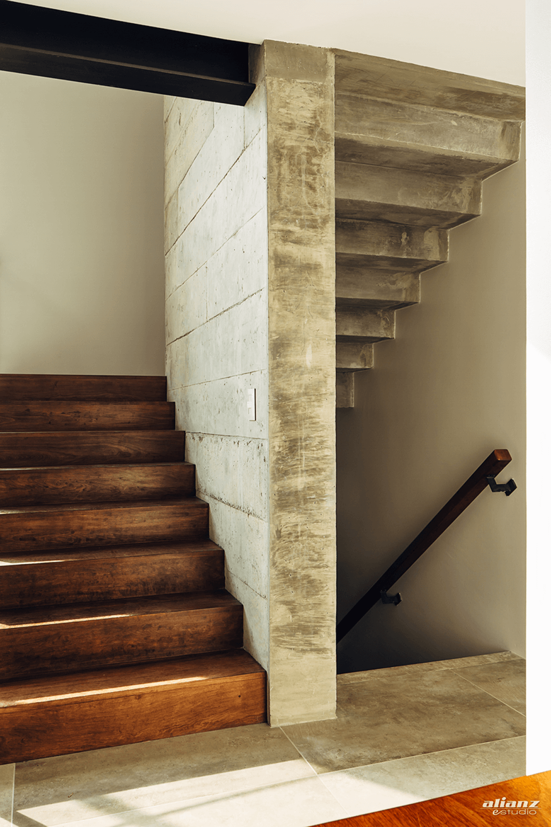 Francosta 330 Modern Stairs Detail