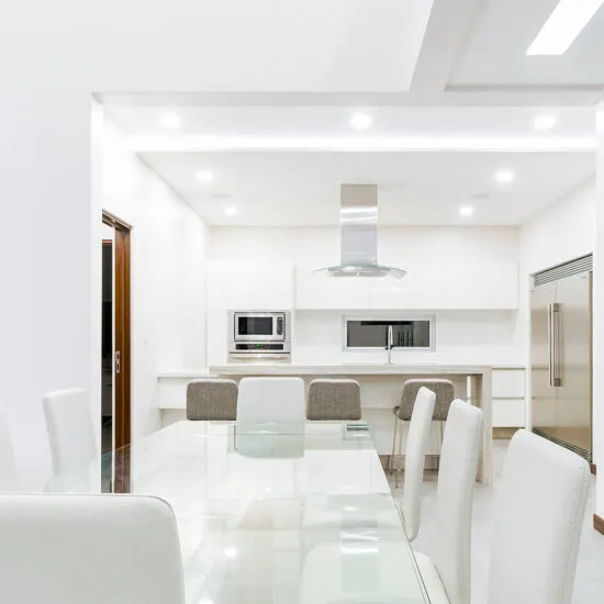 modern house in Oro Sol Condominium alianz construction
