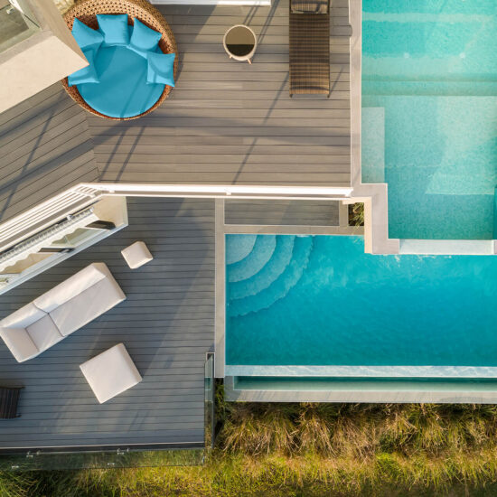 contemporary house in los Reyes Condominium alianz construction