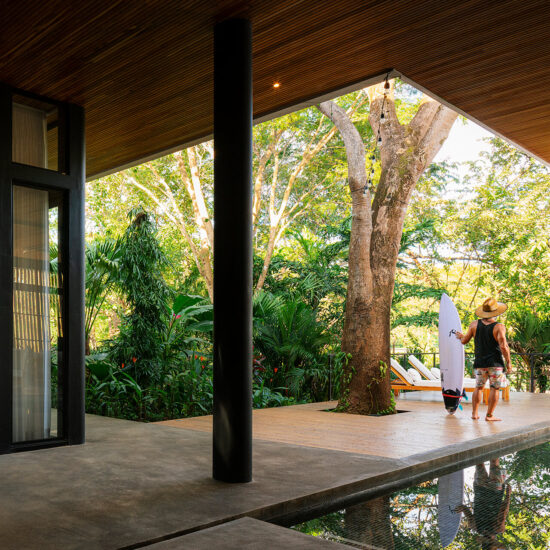 tropical modern house in Nosara alianz construction Villa Esperanza