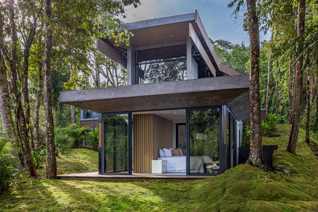 Building in Manuel Antonio Costa rica