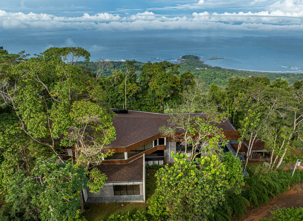 Building in Manuel Antonio Costa rica