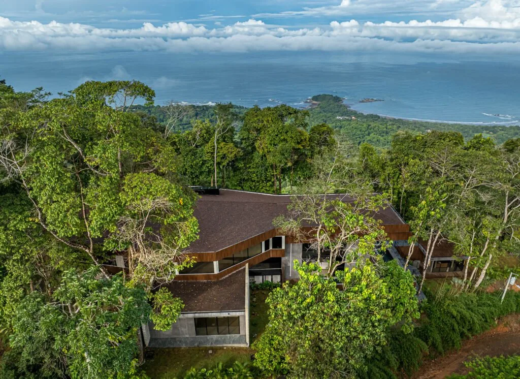 Building in Manuel Antonio Costa rica